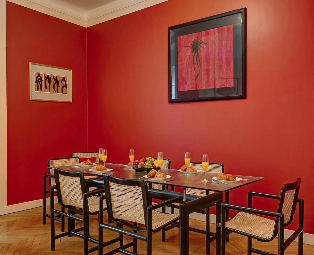 Apartamento The Seine & Pont De L'Alma - 2Br With Balcony - Cityapartmentstay Paris
