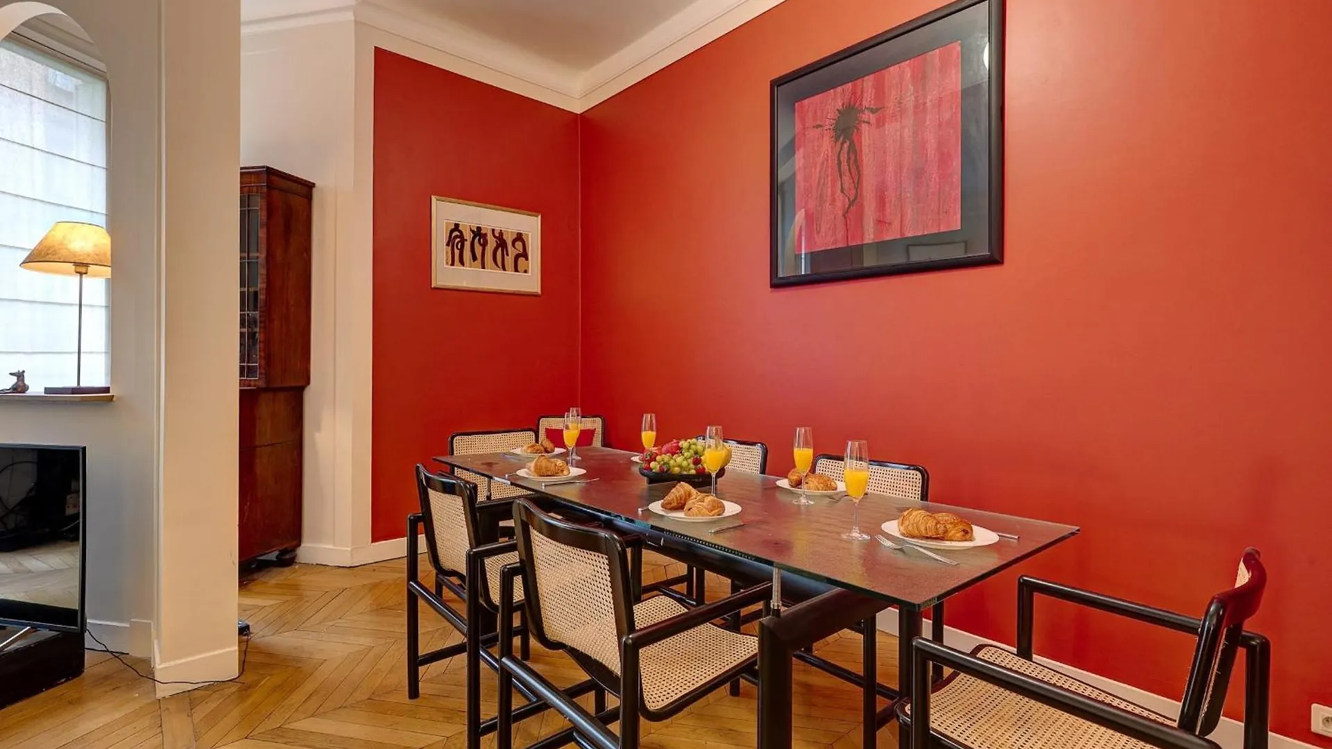Διαμέρισμα The Seine & Pont De L'Alma - 2Br With Balcony - Cityapartmentstay Παρίσι